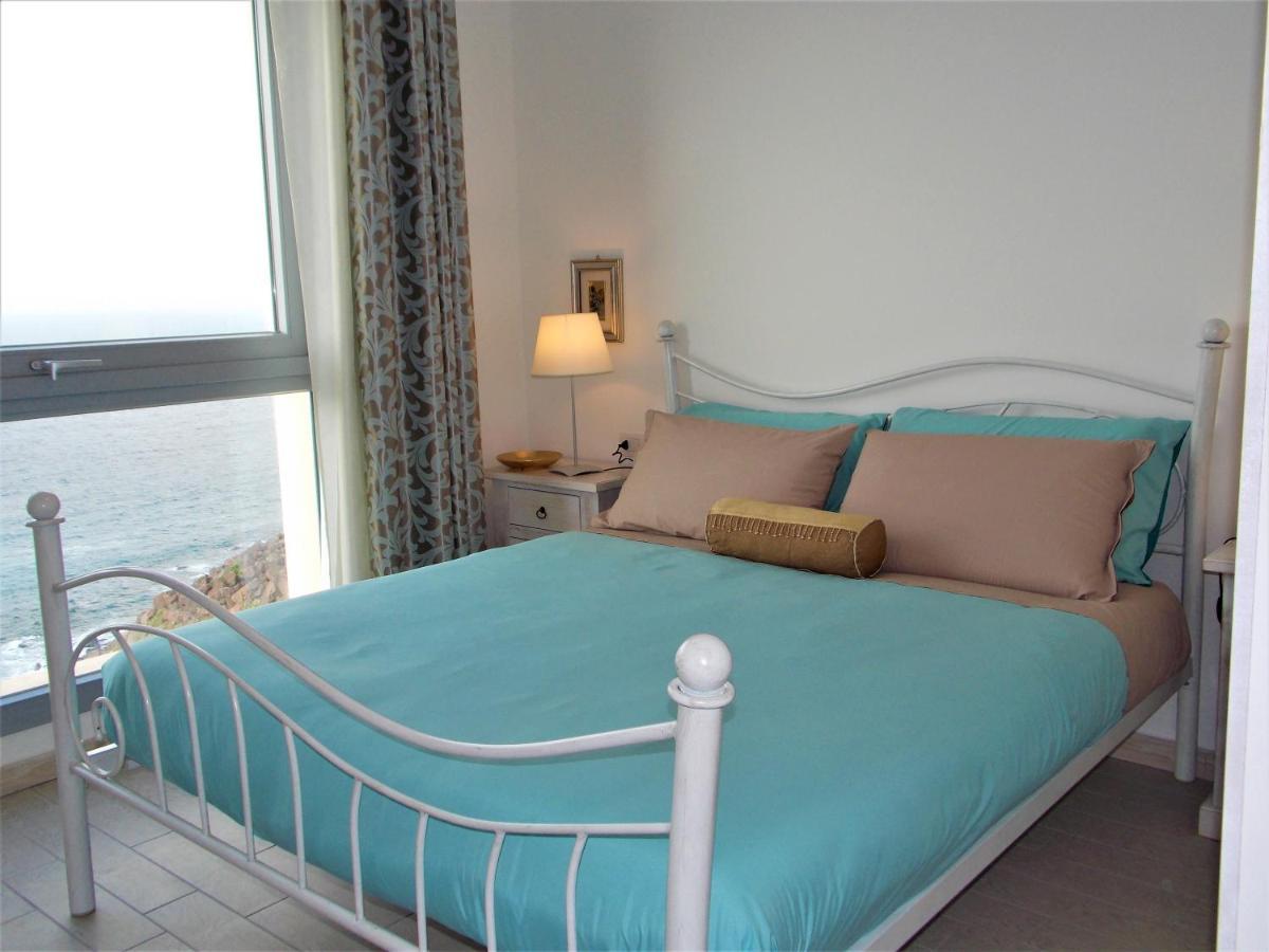 La Terrazza Di Archimede Bed & Breakfast Castelsardo Dış mekan fotoğraf
